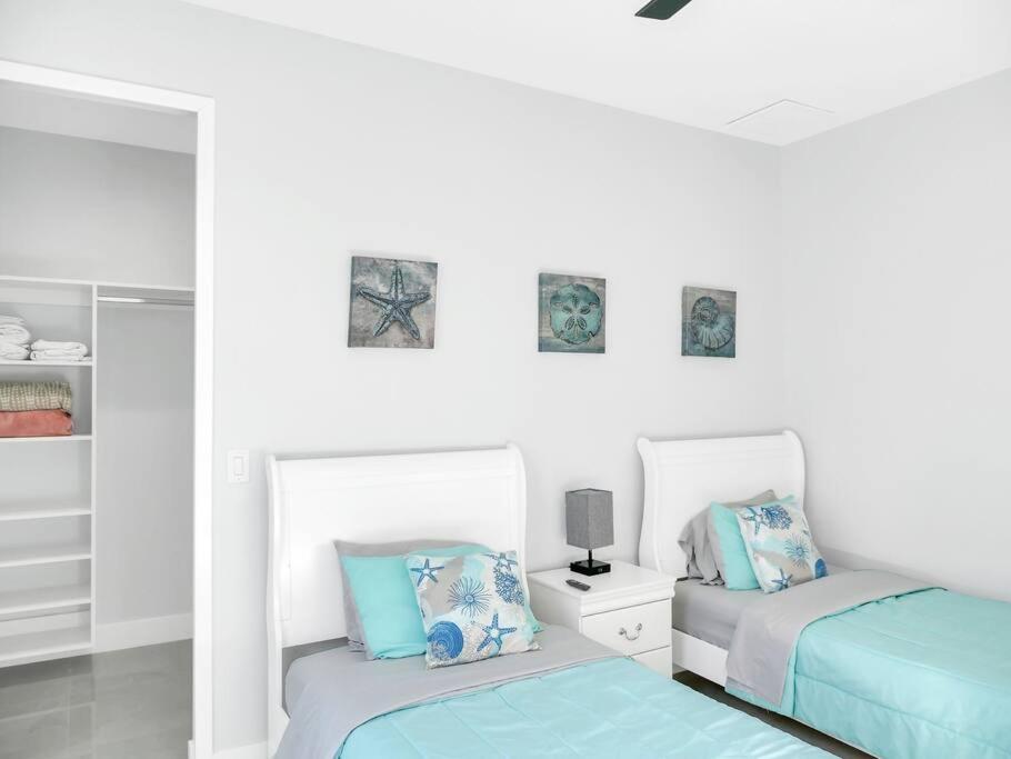Casa Sevilla, Heated Pool, Sleeps 9, 4B3B Cabo Coral Exterior foto